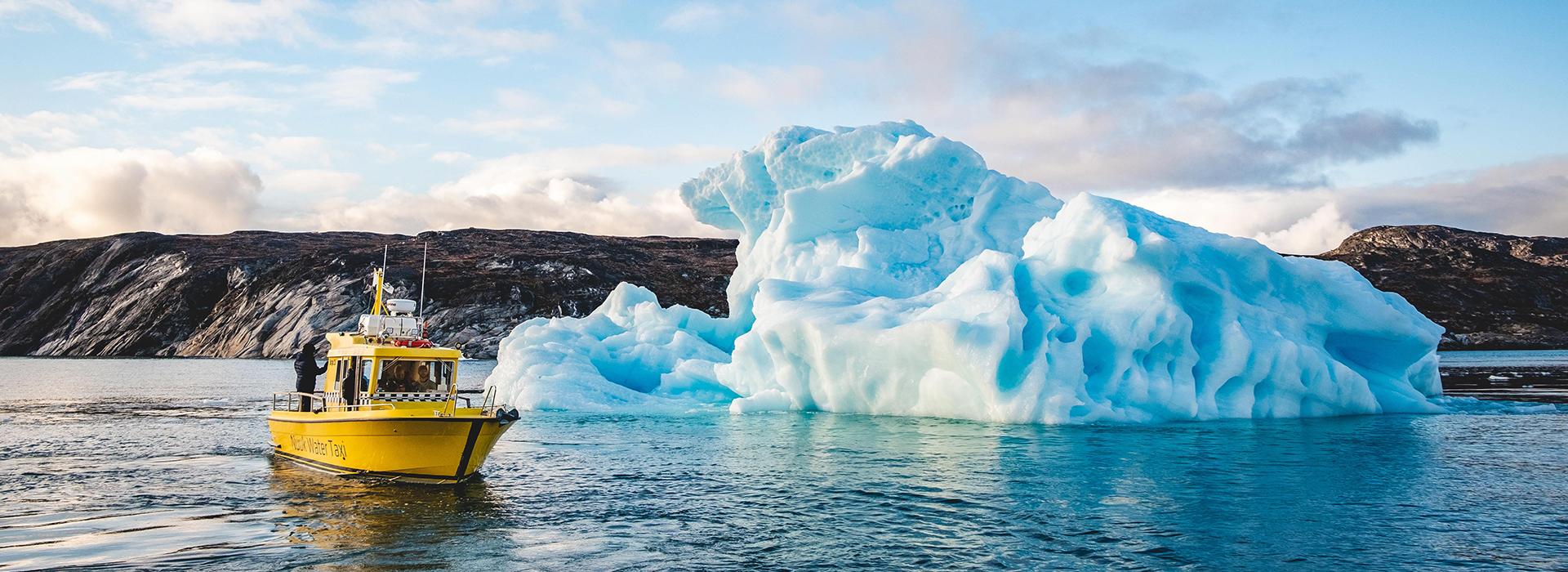 Forside-Nuuk Water Taxi